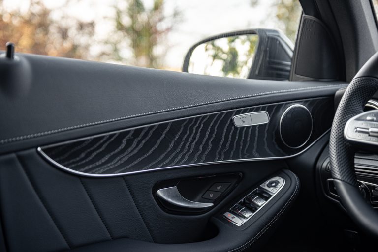 Mercedes-Benz GLC, la prova su strada