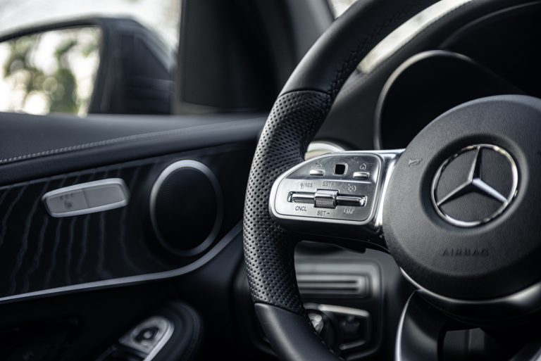 Mercedes-Benz GLC, la prova su strada