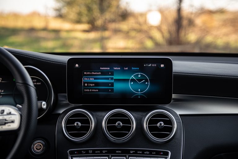 Mercedes-Benz GLC, la prova su strada