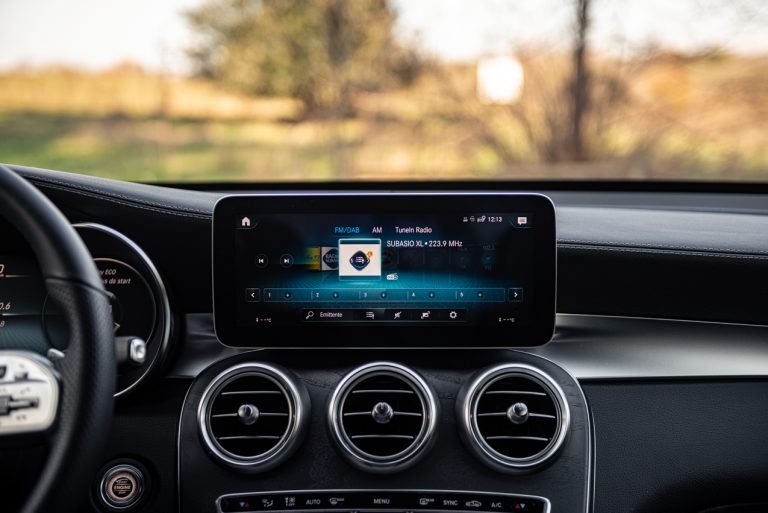 Mercedes-Benz GLC, la prova su strada
