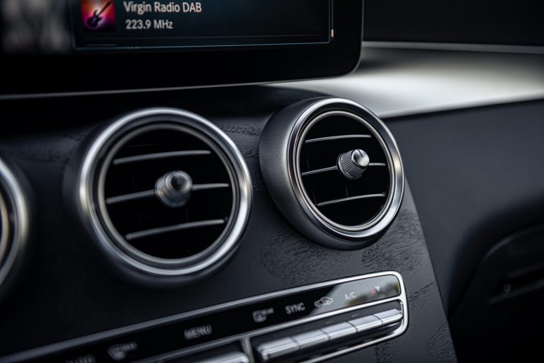 Mercedes-Benz GLC, la prova su strada