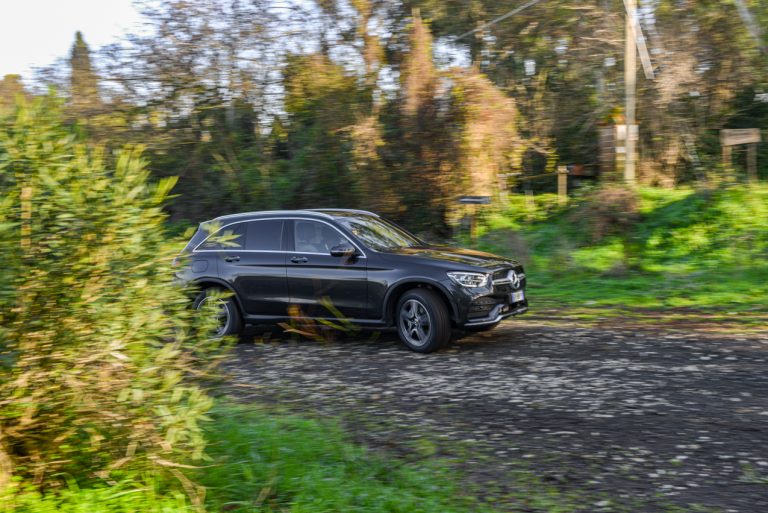 Mercedes-Benz GLC, la prova su strada
