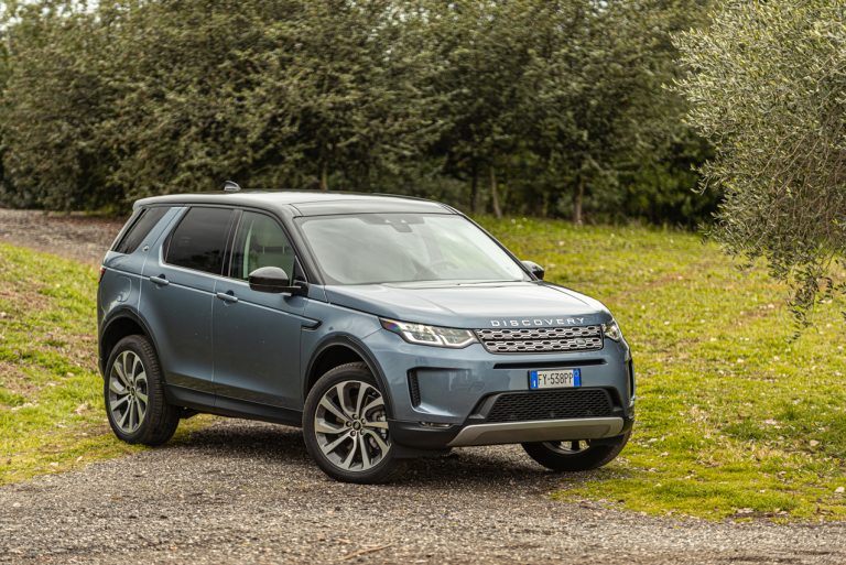 Land Rover Discovery Sport 2.0 TD4: la prova su strada