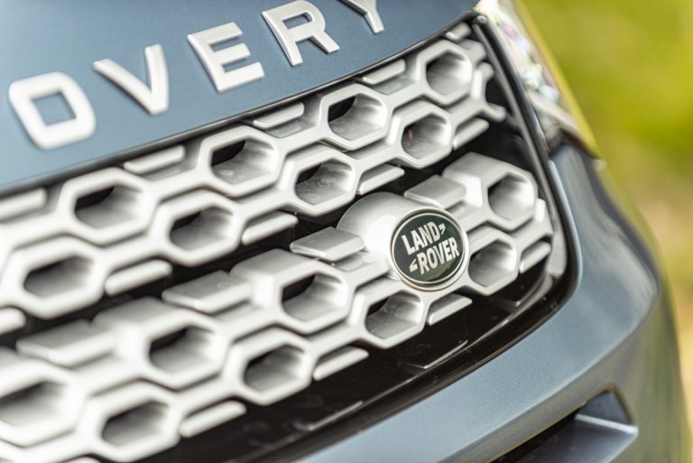 Land Rover Discovery Sport 2.0 TD4: la prova su strada