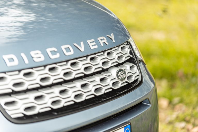 Land Rover Discovery Sport 2.0 TD4: la prova su strada