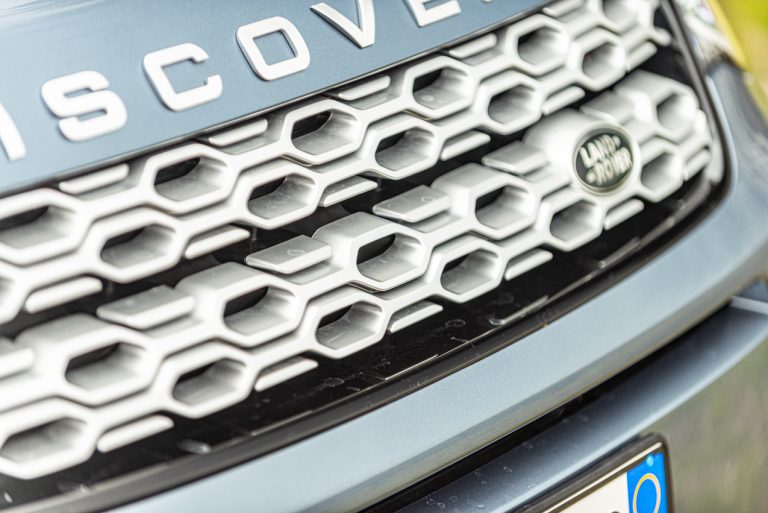 Land Rover Discovery Sport 2.0 TD4: la prova su strada