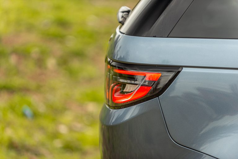 Land Rover Discovery Sport 2.0 TD4: la prova su strada