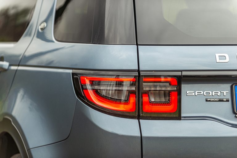 Land Rover Discovery Sport 2.0 TD4: la prova su strada