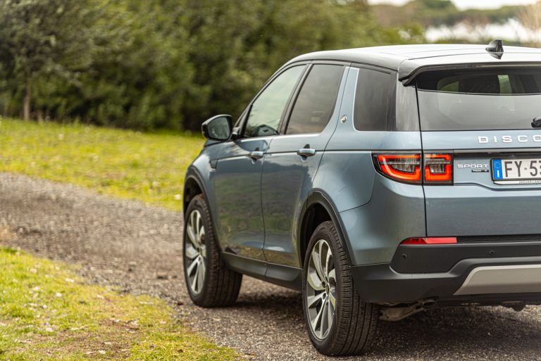 Land Rover Discovery Sport 2.0 TD4: la prova su strada