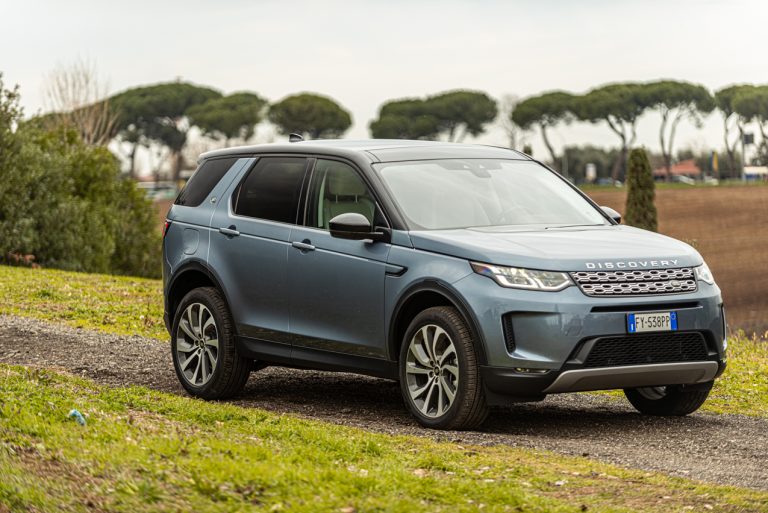 Land Rover Discovery Sport 2.0 TD4: la prova su strada