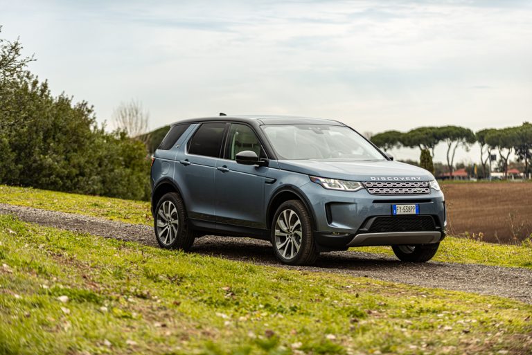 Land Rover Discovery Sport 2.0 TD4: la prova su strada