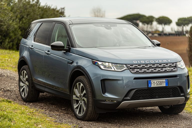 Land Rover Discovery Sport 2.0 TD4: la prova su strada