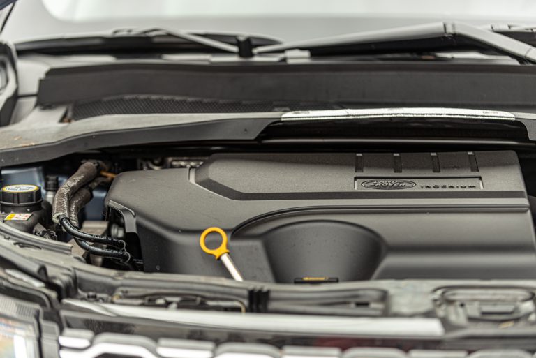 Land Rover Discovery Sport 2.0 TD4: la prova su strada