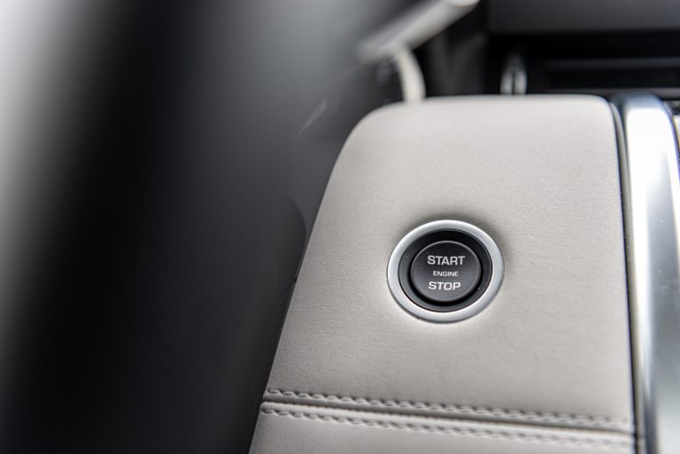 Land Rover Discovery Sport 2.0 TD4: la prova su strada