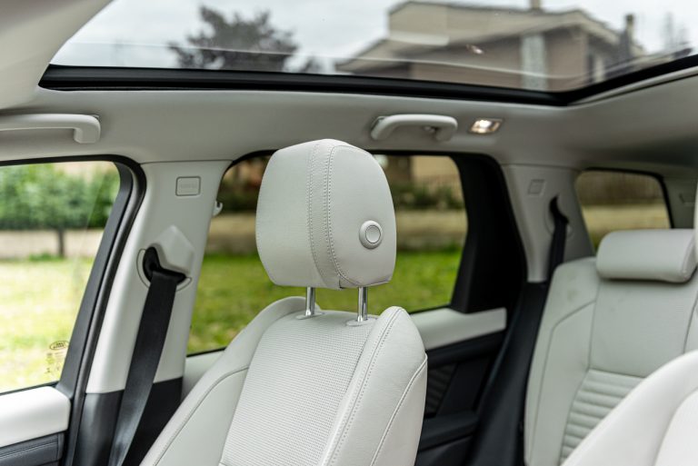 Land Rover Discovery Sport 2.0 TD4: la prova su strada
