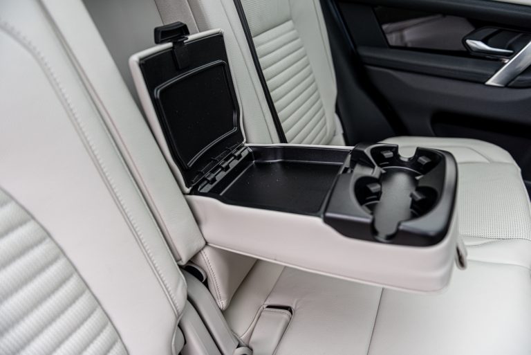 Land Rover Discovery Sport 2.0 TD4: la prova su strada