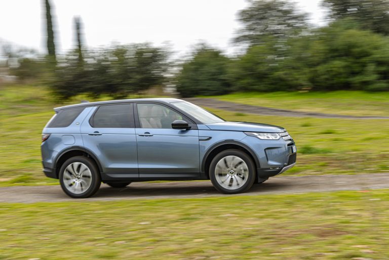 Land Rover Discovery Sport 2.0 TD4: la prova su strada