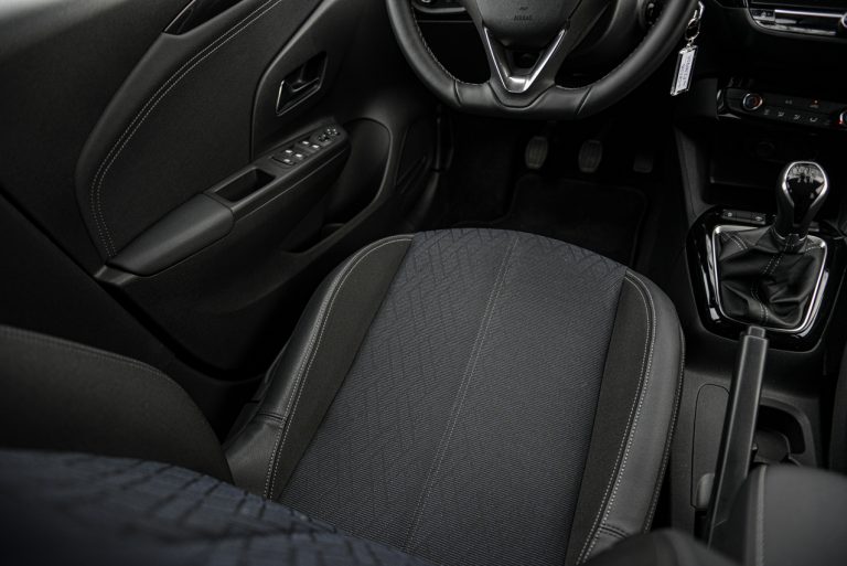 Opel Corsa 1.2 turbo MT: la prova su strada