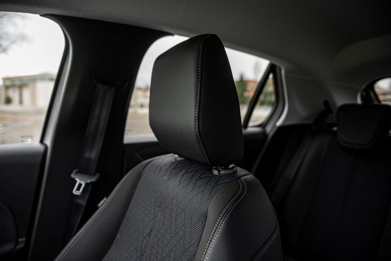 Opel Corsa 1.2 turbo MT: la prova su strada