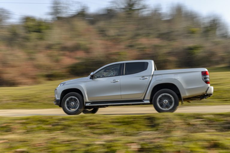 Mitsubishi L200 2020, la prova su strada