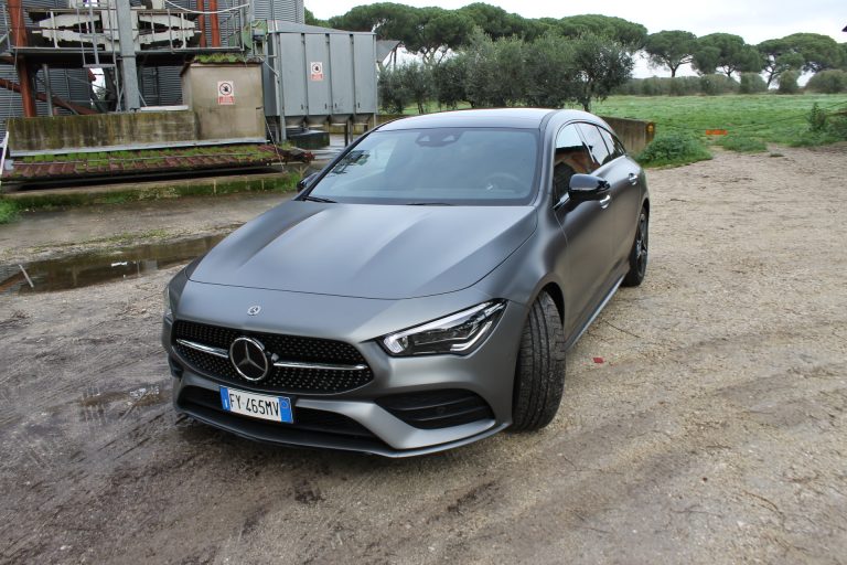 Mercedes-Benz CLA 200 Shooting Brake: la prova su strada