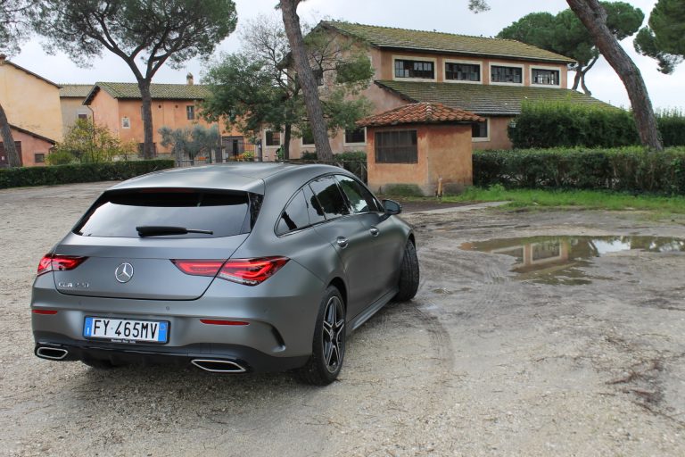Mercedes-Benz CLA 200 Shooting Brake: la prova su strada
