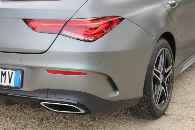 Mercedes-Benz CLA 200 Shooting Brake: la prova su strada