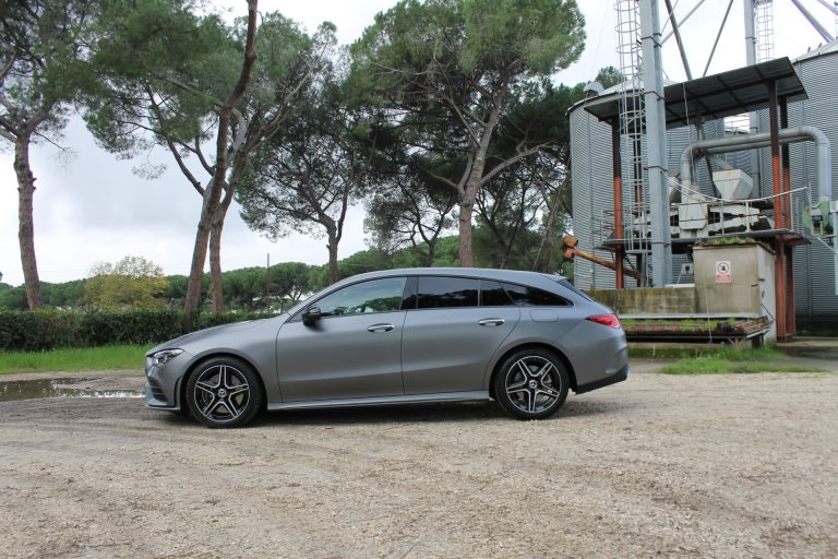 Mercedes-Benz CLA 200 Shooting Brake: la prova su strada
