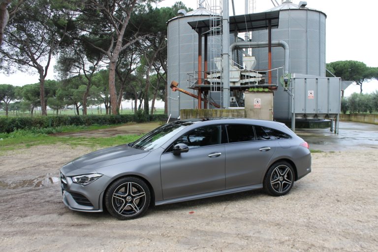 Mercedes-Benz CLA 200 Shooting Brake: la prova su strada