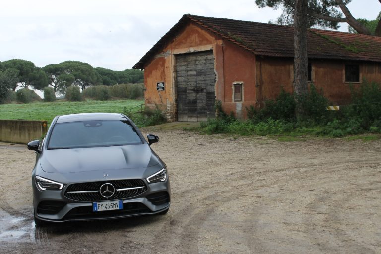 Mercedes-Benz CLA 200 Shooting Brake: la prova su strada