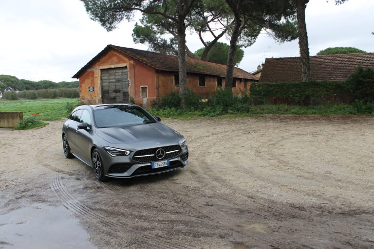 Mercedes-Benz CLA 200 Shooting Brake: la prova su strada