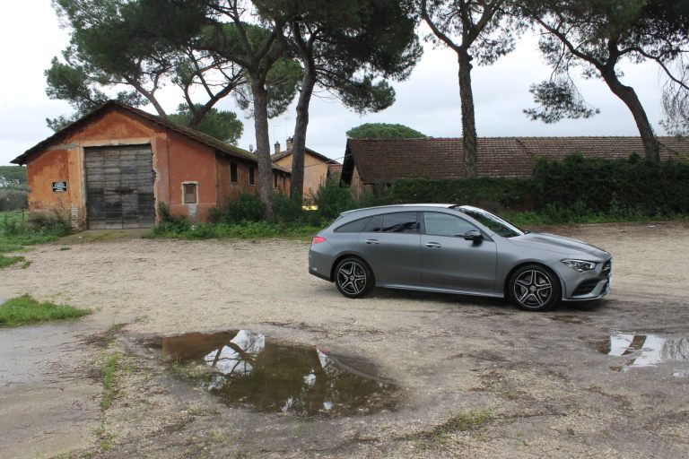 Mercedes-Benz CLA 200 Shooting Brake: la prova su strada