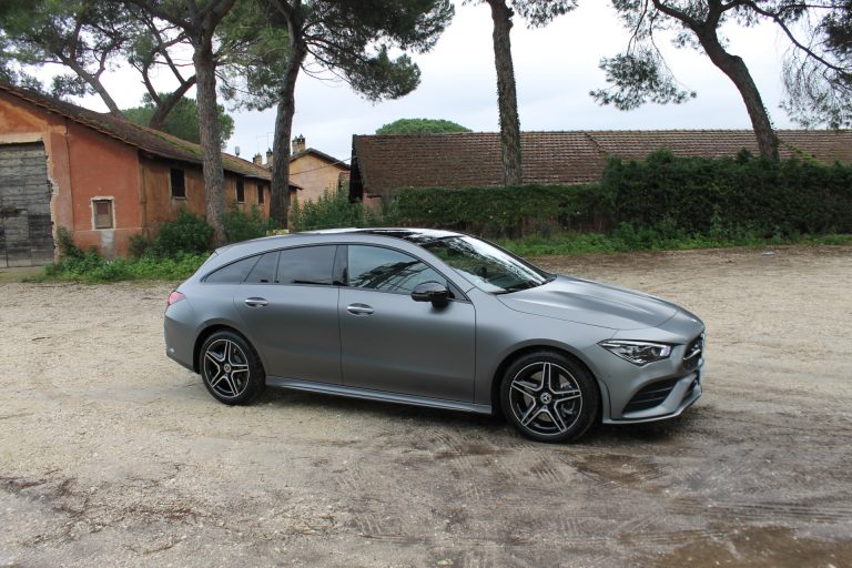 Mercedes-Benz CLA 200 Shooting Brake: la prova su strada
