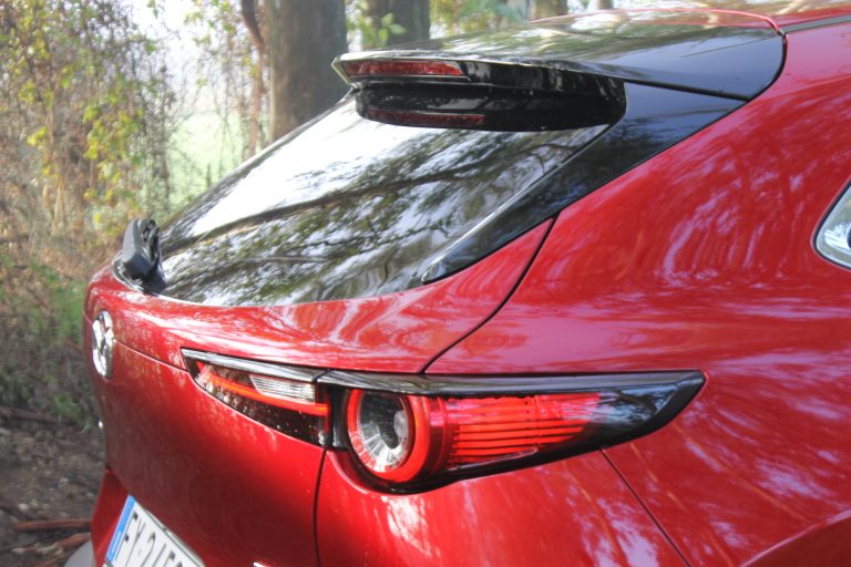Mazda CX-30 2.0 122CV SKYACTIV-G Hybrid Exclusive