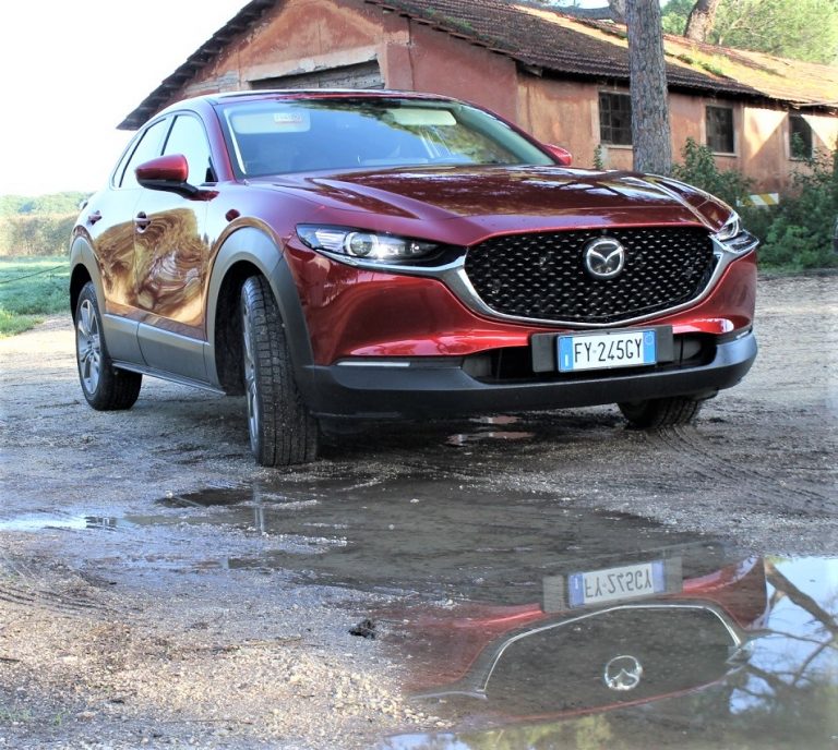Mazda CX-30 2.0 122CV SKYACTIV-G Hybrid Exclusive