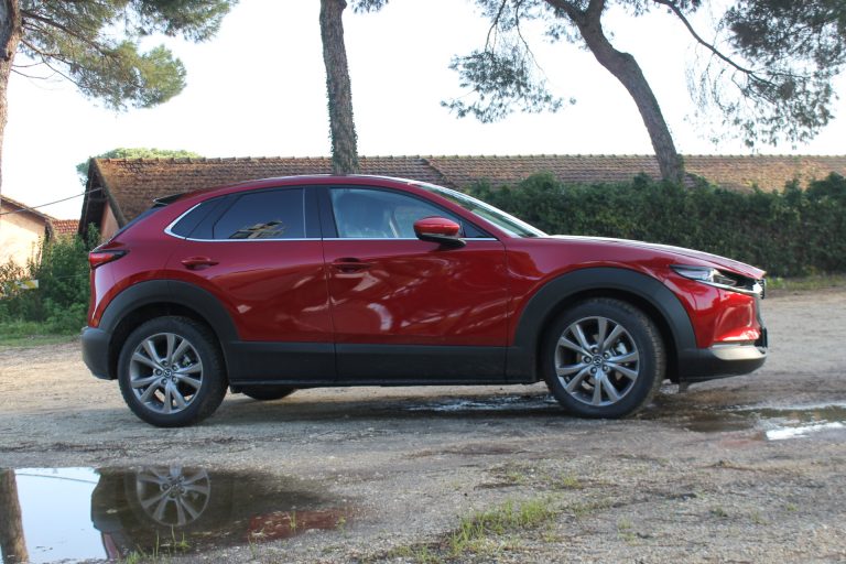 Mazda CX-30 2.0 122CV SKYACTIV-G Hybrid Exclusive