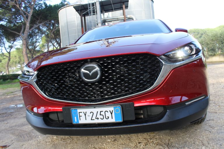 Mazda CX-30 2.0 122CV SKYACTIV-G Hybrid Exclusive
