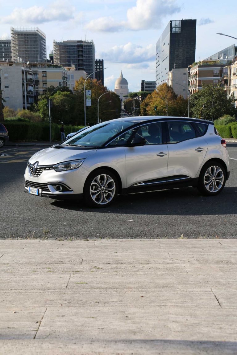 Renault Megane Scénic 1.7 dCi Sport Edition 2: la prova su strada