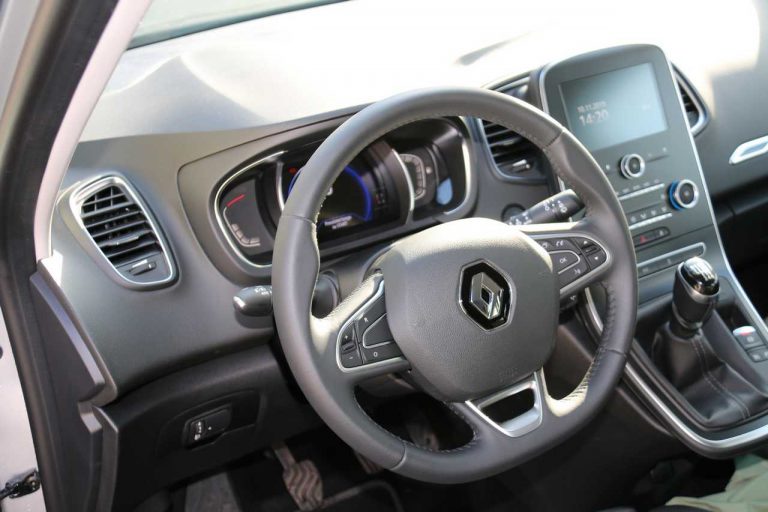 Renault Megane Scénic 1.7 dCi Sport Edition 2: la prova su strada