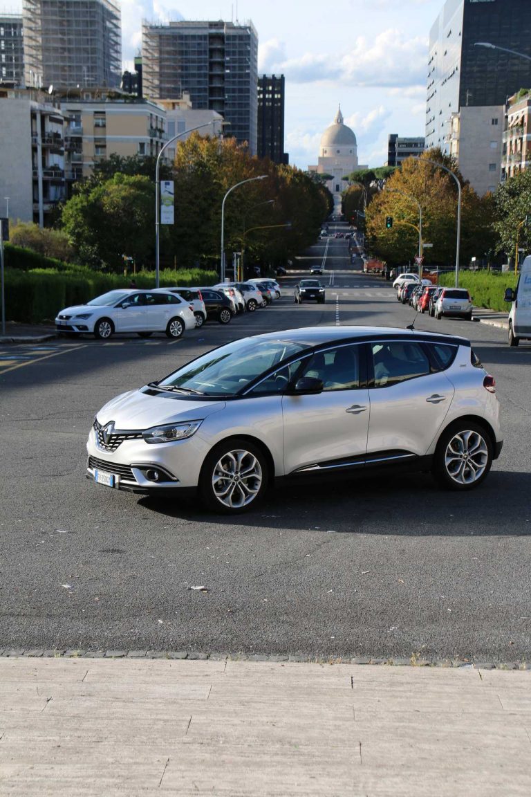 Renault Megane Scénic 1.7 dCi Sport Edition 2: la prova su strada