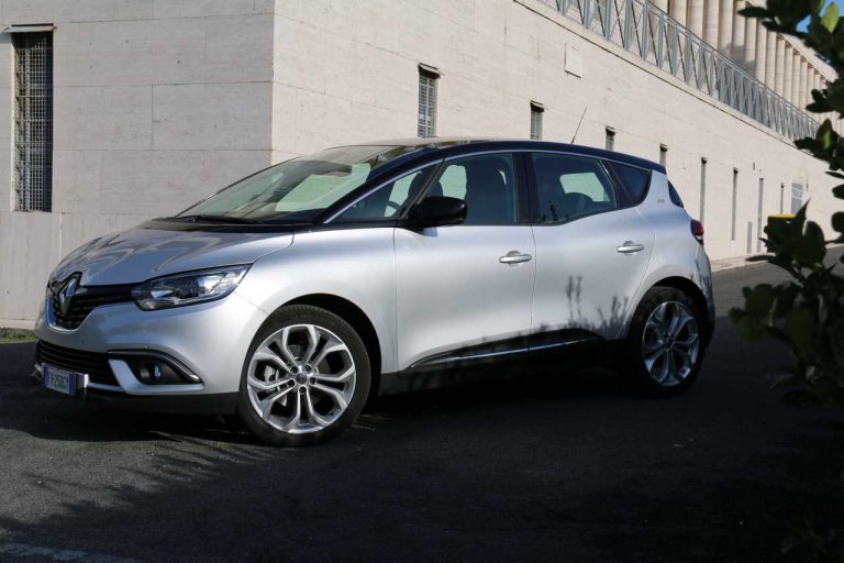 Renault Megane Scénic 1.7 dCi Sport Edition 2: la prova su strada
