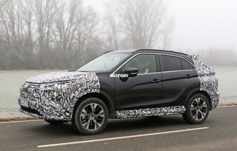 Mitsubishi Eclipse Cross restyling, foto spia