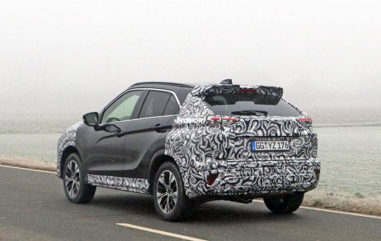 Mitsubishi Eclipse Cross restyling, foto spia