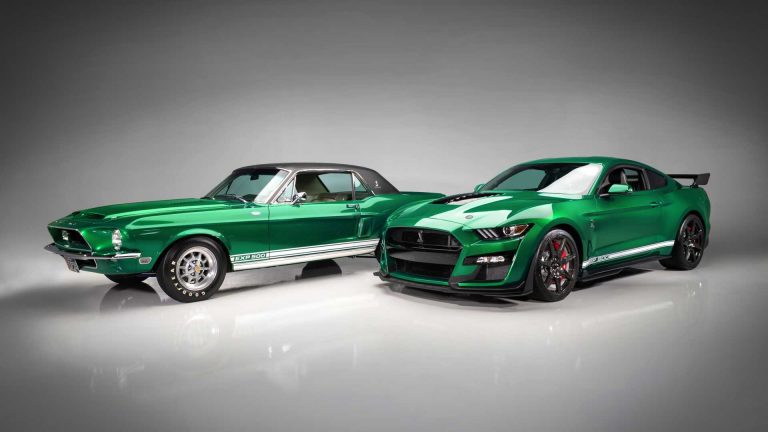 mustang-gt500 insieme alla Green Hornet