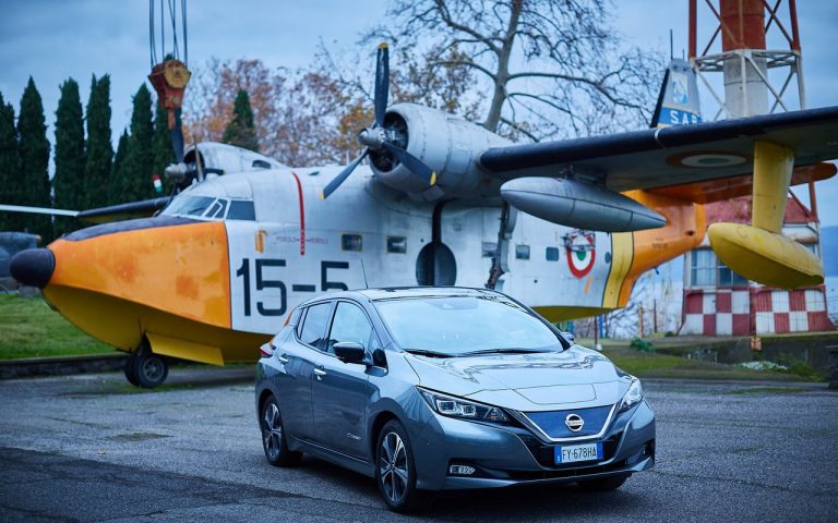 Nuova Nissan Leaf 62 kWh: immagini ufficiali