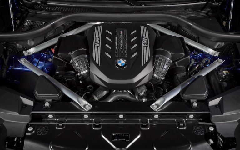 Nuova Bmw X6 2020: le immagini