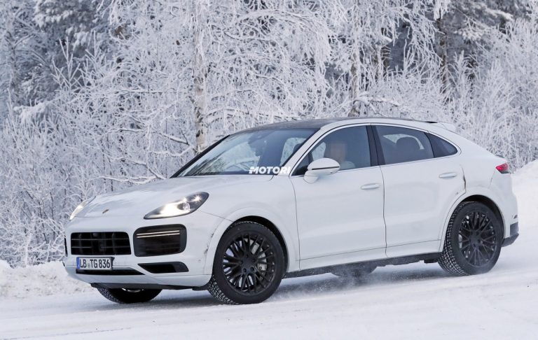 Porsche Cayenne Coupé GT: le foto spia