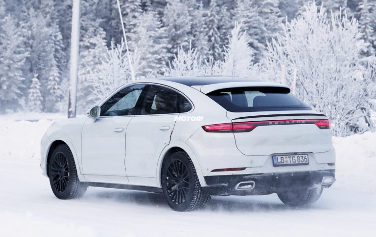 Porsche Cayenne Coupé GT: le foto spia