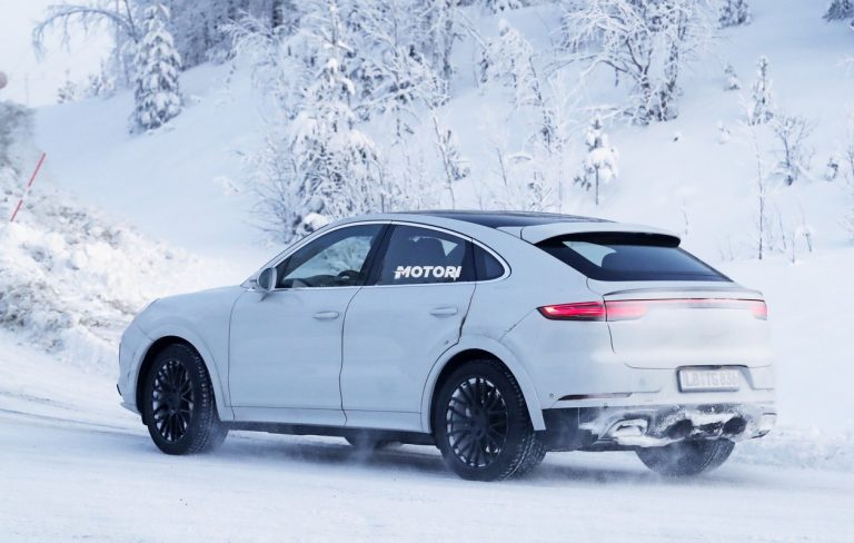 Porsche Cayenne Coupé GT: le foto spia