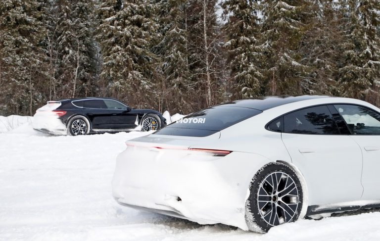 Porsche Taycan Sport Cross Turismo: le foto spia